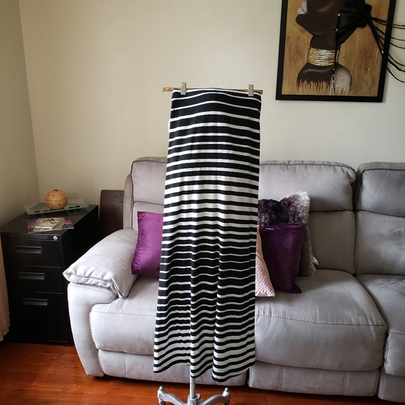 Roz&Ali: Stripe Maxi Skirt - Picture 2 of 4